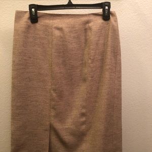 Honey colored Kasper skirt separate
